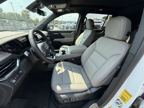 New 2026 GMC Acadia Elevation w/ Elevation Premium Package image 17