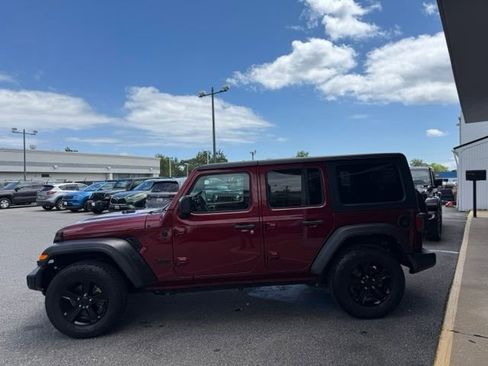 Used 2021 Jeep Wrangler Unlimited Sport AWD/4WD image 28