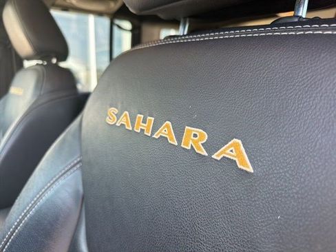 Used 2014 Jeep Wrangler Unlimited Sahara w/ Mopar Chrome Edition Group image 15