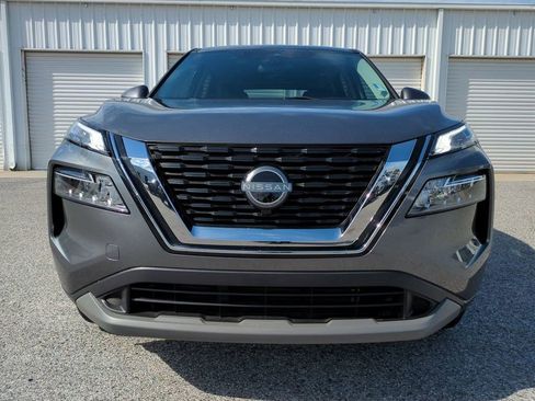 Certified 2023 Nissan Rogue SV image 9