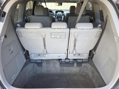 Used 2014 Honda Odyssey Touring Elite image 14