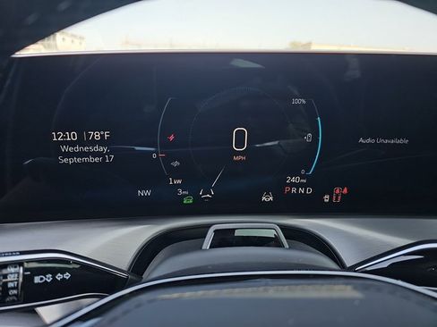 New 2026 Cadillac Vistiq Platinum w/ LPO, Floor Liner Package image 23