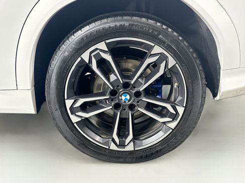 Used 2025 BMW X2 xDrive28i image 11