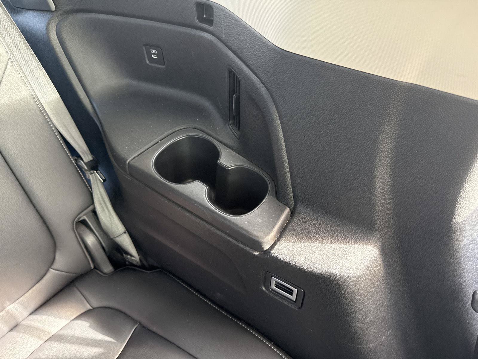 Used 2024 Honda Pilot Touring image 23