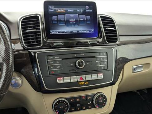 Used 2016 Mercedes-Benz GLE 350 w/ Premium Package image 28