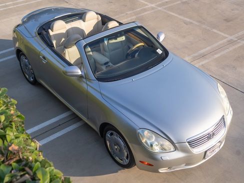 Used 2003 Lexus SC 430 Base image 2