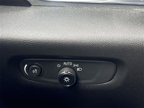 Certified 2023 Chevrolet Traverse RS w/ LPO, Floor Liner Package image 18