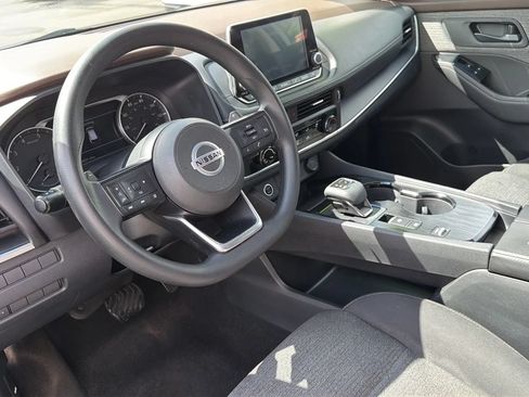 Used 2021 Nissan Rogue S FWD image 11