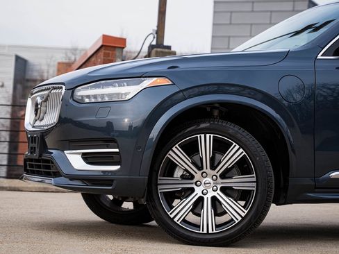 Certified 2024 Volvo XC90 T8 Plus w/ Protection Package Premier image 2