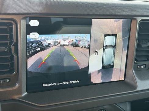 New 2026 Ford Bronco Badlands image 18