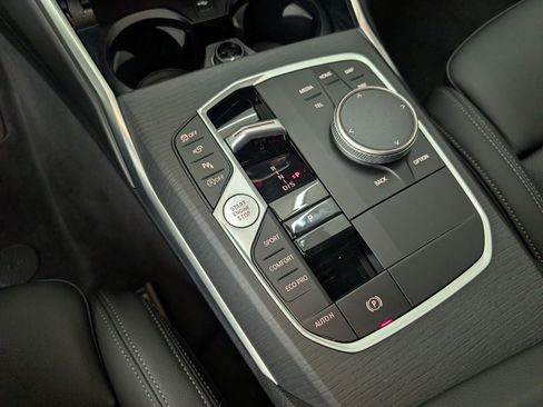 New 2026 BMW 330i Sedan w/ M Sport Package image 17