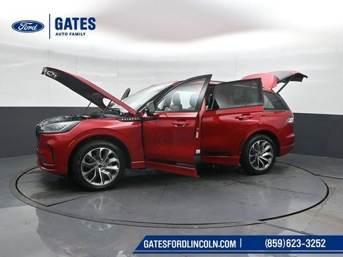 New 2026 Lincoln Aviator AWD image 60