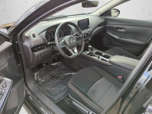 Used 2022 Nissan Sentra SR w/ Electronics Package FWD image 11