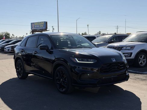 Used 2023 Honda HR-V Sport image 15