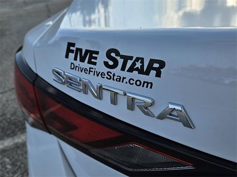 Used 2025 Nissan Sentra S image 11