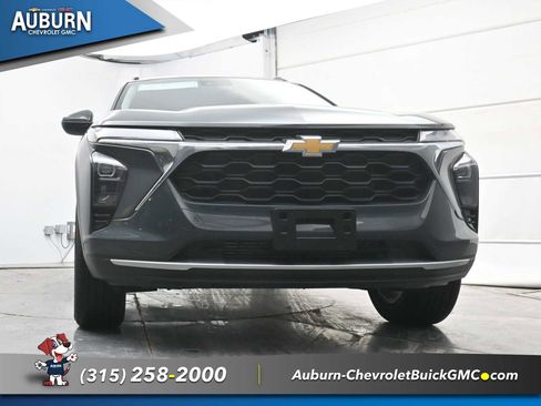 New 2026 Chevrolet Trax LT w/ LT Convenience Package image 15