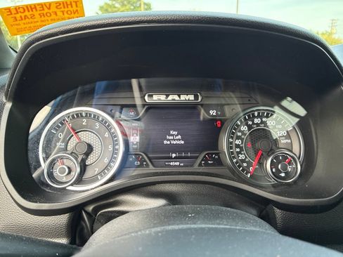 Used 2025 RAM 1500 Big Horn RWD image 15