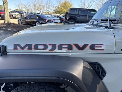 Used 2022 Jeep Gladiator Mojave w/ LED Lighting Group image 12