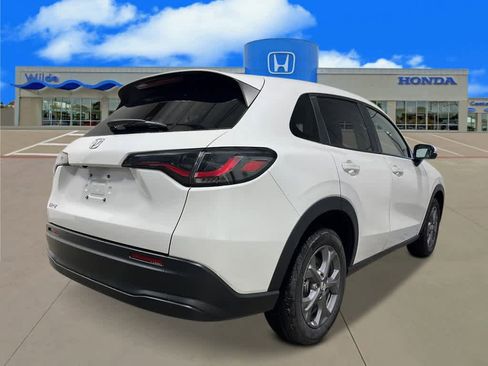 New 2026 Honda HR-V LX image 5