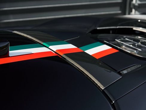 Used 2023 Ferrari SF90 Stradale Base image 13