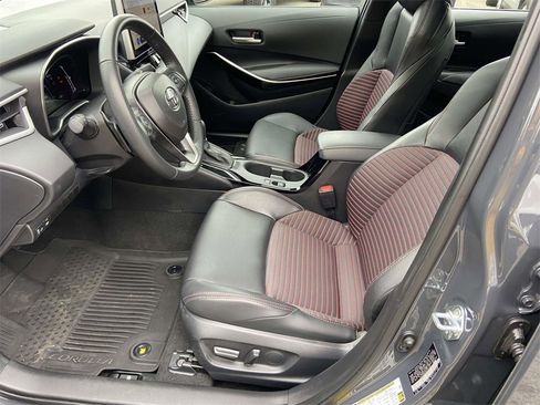 Used 2025 Toyota Corolla XSE image 46
