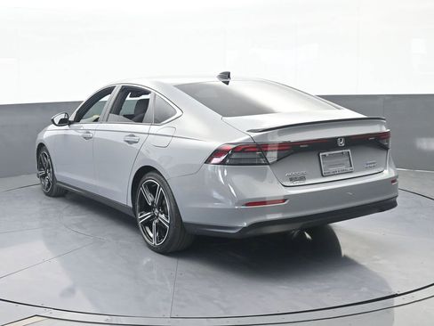 Used 2024 Honda Accord Sport image 4