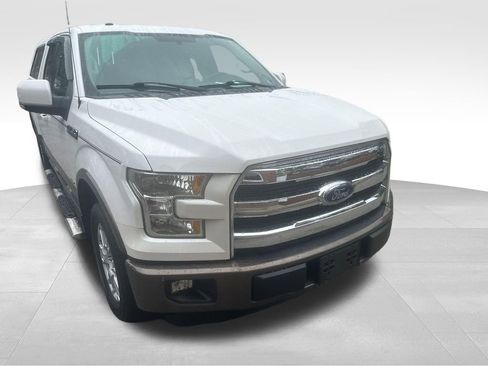 Used 2015 Ford F150 Lariat w/ Equipment Group 501A Mid RWD image 32