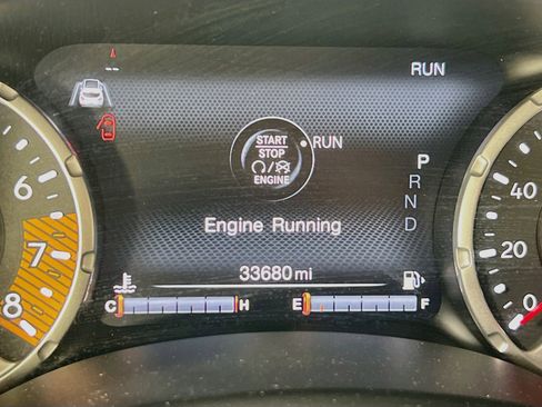 Used 2022 Jeep Renegade Latitude w/ Convenience Group AWD/4WD image 12