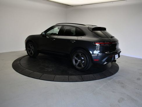 New 2026 Porsche Macan AWD/4WD image 3