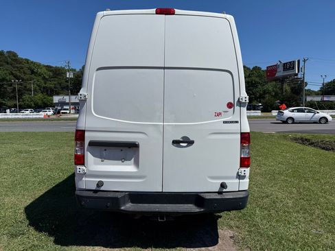 Used 2020 Nissan NV 2500 SV RWD image 6