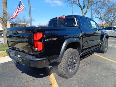 New 2026 Chevrolet Colorado ZR2 w/ Technology Package AWD/4WD image 4