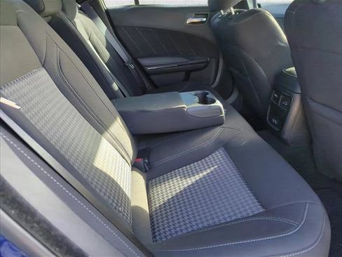 Used 2020 Dodge Charger SXT w/ Blacktop Package image 24