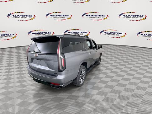 Used 2022 Cadillac Escalade ESV Sport image 8