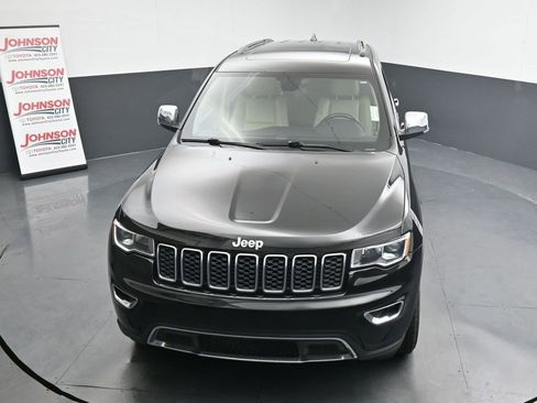 Used 2021 Jeep Grand Cherokee Limited w/ Sun & Sound Group image 21