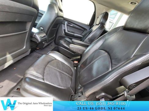 Used 2011 GMC Acadia SLT AWD/4WD image 9