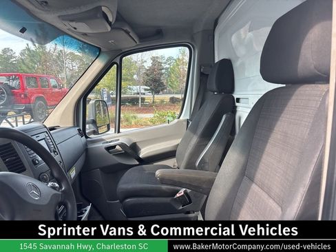 Used 2016 Mercedes-Benz Sprinter 3500 image 39