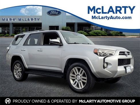 Used 2020 Toyota 4Runner SR5 image 1