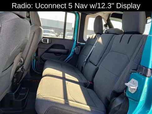 Used 2024 Jeep Wrangler Unlimited Sahara w/ Technology Group AWD/4WD image 13