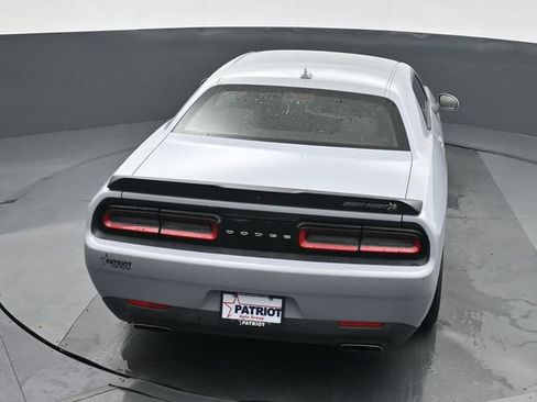 Used 2022 Dodge Challenger R/T Scat Pack RWD image 40