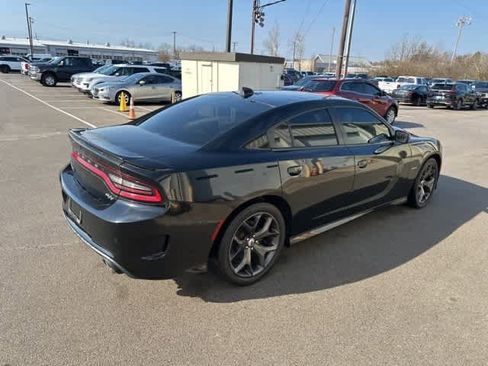 Used 2018 Dodge Charger R/T w/ Plus Group image 19