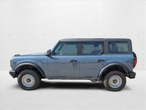 New 2025 Ford Bronco 4-Door image 5