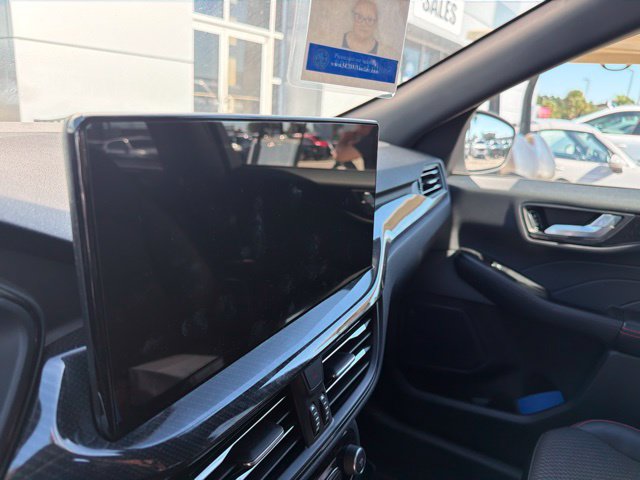 Used 2023 Ford Escape ST-Line w/ Tech Pack #1 FWD image 13