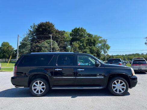 Used 2012 GMC Yukon XL Denali AWD/4WD image 28