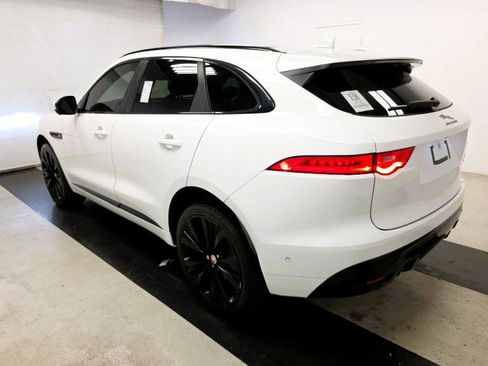 Used 2018 Jaguar F-PACE S image 4