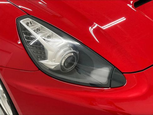 Used 2013 Ferrari California RWD image 33