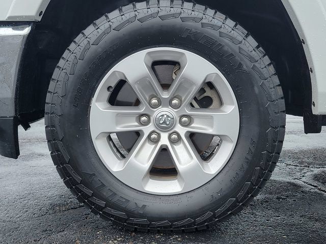 Used 2021 RAM 1500 Laramie w/ Off Road Group AWD/4WD image 11