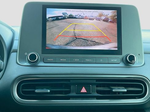 Used 2022 Hyundai Kona SEL w/ Convenience Package AWD/4WD image 13