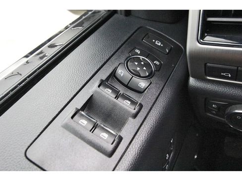 Used 2022 Ford F250 Platinum AWD/4WD image 21