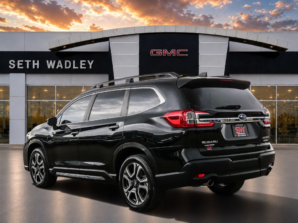 Used 2023 Subaru Ascent Limited AWD/4WD image 5