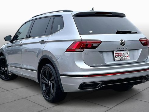 Used 2023 Volkswagen Tiguan SE R-Line image 12
